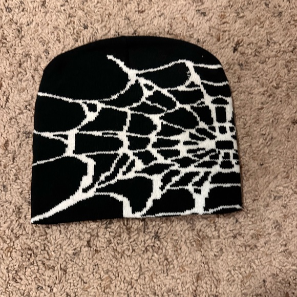 Y2K Spiderweb Beanie NEW - Picture 2 of 2